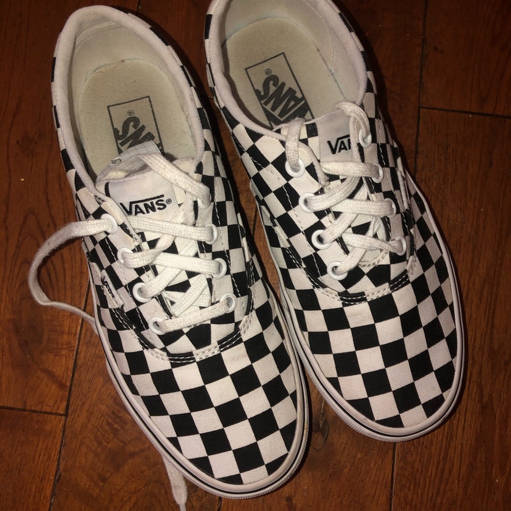 Vans checkers size 7.5